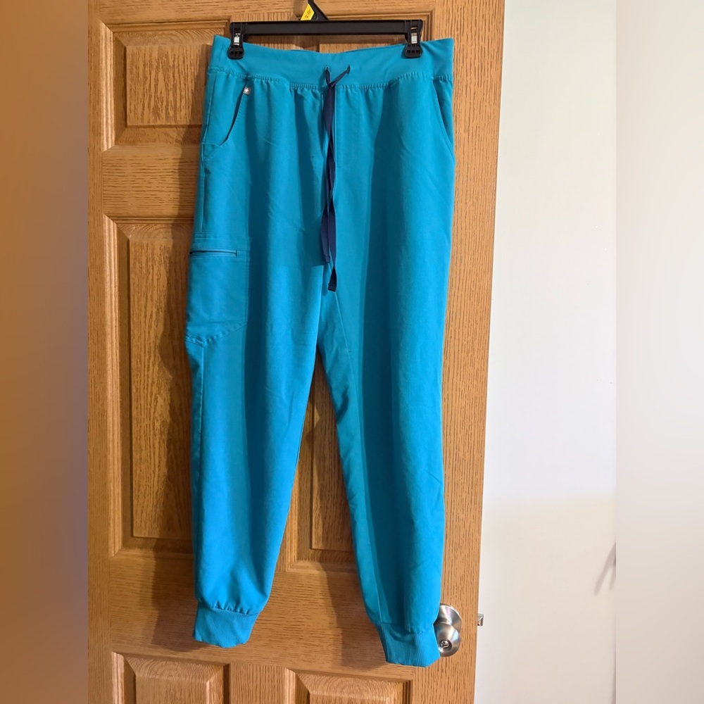 Women's teal fig joggers size medium